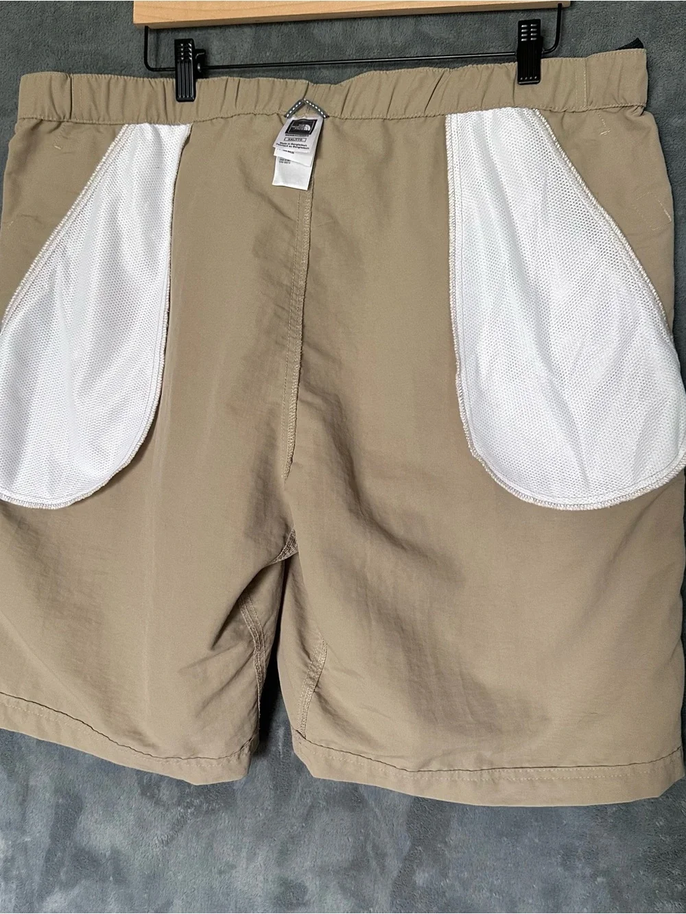 The North Face Paramount Tan Cargo Shorts Built-In Belt XXL 2008 Y2K Nylon